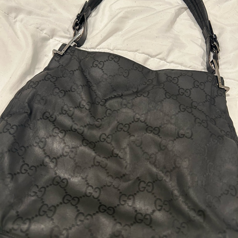 Gucci Black Quilted Shoulder Bag with Metal Hardware